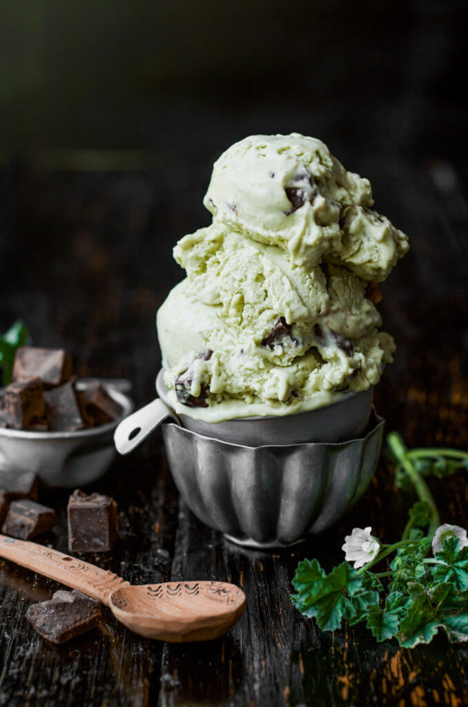 Creamy refreshing smooth vegan paleo ice-cream is the perfect summer treat! Incredibly easy to make at home, this dairy free mint chocolate chip ice-cream is so fresh and satisfying.