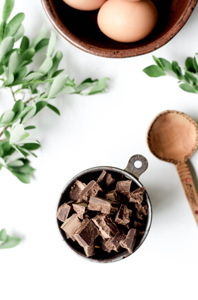 Creamy refreshing smooth vegan paleo ice-cream is the perfect summer treat! Incredibly easy to make at home, this dairy free mint chocolate chip ice-cream is so fresh and satisfying.