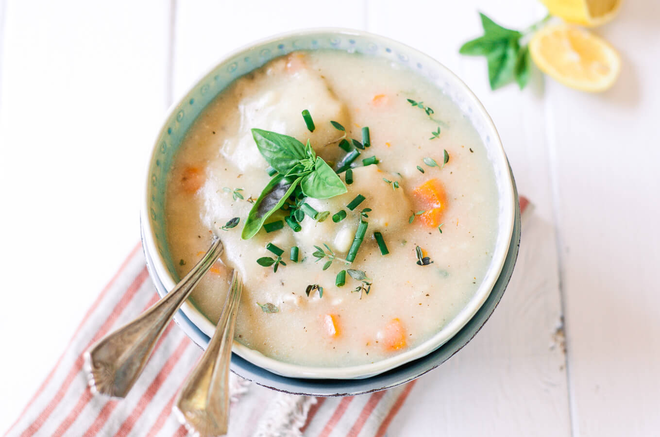 Gluten free and dairy free chicken and dumpling soup. Get ready for fall with this healthy, easy to make, and delicious recipe for soup. Healthy gluten free dinner ideas. One gluten free pot dinners.
