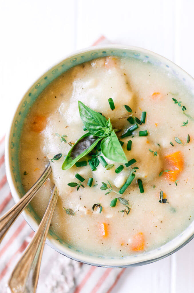 Gluten free and dairy free chicken and dumpling soup. Get ready for fall with this healthy, easy to make, and delicious recipe for soup. Healthy gluten free dinner ideas. One gluten free pot dinners.