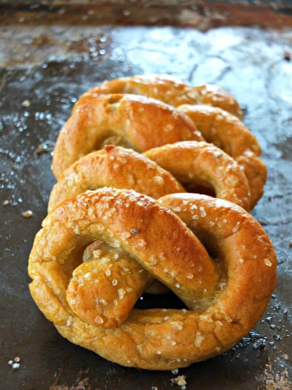 Soft Paleo Pretzels. Best Grain free bread recipes! Paleo french bread. Easy to make sandwich bread. Delicious healthy bread recipes for all your cravings!