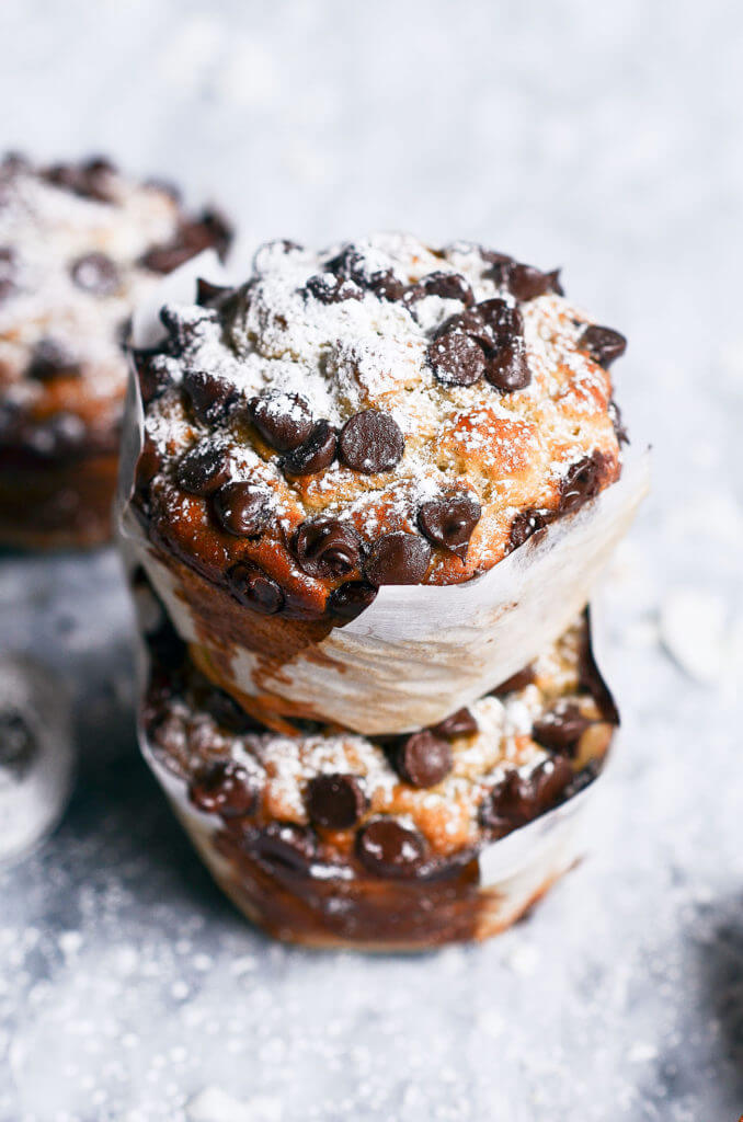 Healthy Gluten Free Banana bread breakfast muffins made in 5 minutes! Easy sugar free, paleo, and grain free breakfast recipe.