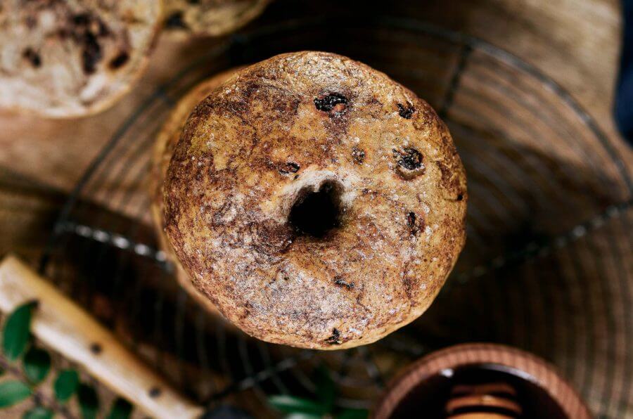 Healthy Paleo Cinnamon Raisin Bagels