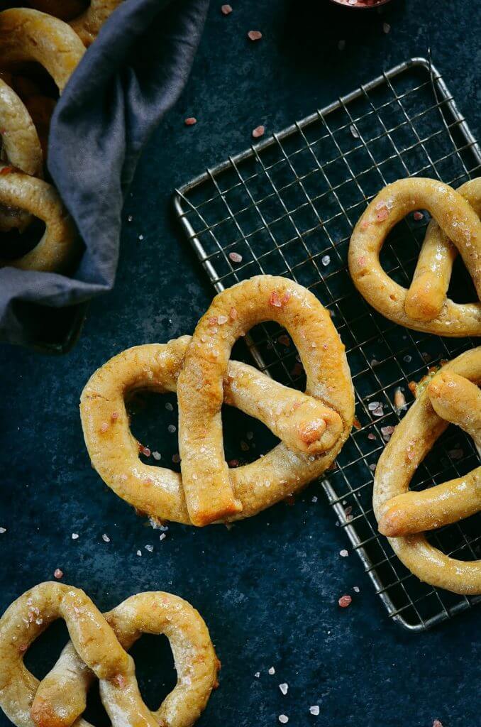 Easy Gluten-Free Soft Pretzels –