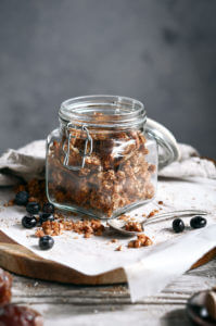 Easy whole30 and paleo cinnamon date granola. Made with toasty coconut, almond, nutty infusions, date pieces, and cinnamon spice. Sweetened naturally with pure date syrup! Made in minutes. Whole30 breakfast recipes. Whole30 breakfast ideas. Whole30 granola. Paleo granola recipe. Easy paleo granola. Best grain free granola recipe. Healthy breakfast ideas. Easy breakfast recipes. Whole30 meal ideas. whole30 meal plan.