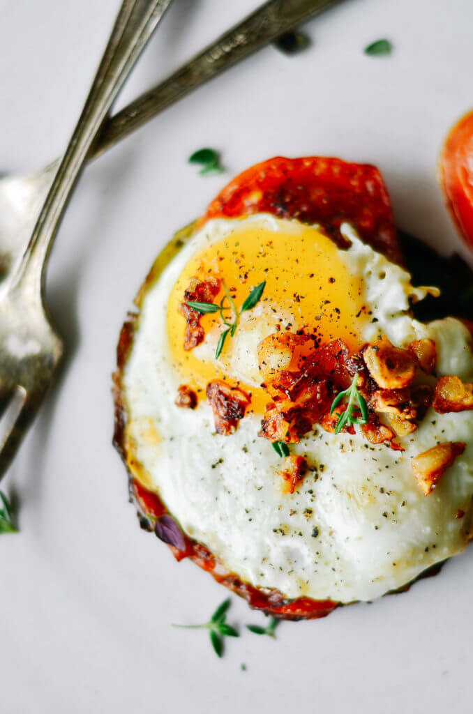 Beautiful egg toast with gorgeous roasted tomatoes and pan roasted portobello mushrooms. Topped off with GARLIC CRISPIES!!, fresh thyme, sea salt, and fresh cracked pepper. A quick, easy, whole30, and paleo breakfast! whole30 breakfast. easy whole30 breakfast ideas. whole30 meal plan. Easy whole30 dinner recipes. Easy whole30 dinner recipes. Whole30 recipes. Whole30 lunch. Whole30 meal planning. Whole30 meal prep. Healthy paleo meals. Healthy Whole30 recipes. Easy Whole30 recipes. Easy whole30 dinner recipes. Best avocado recipes. Dairy free pesto recipe. whole30 apple recipe.