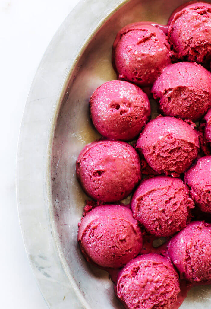 3- Minute Strawberry Vegan Ice Cream - No Churn