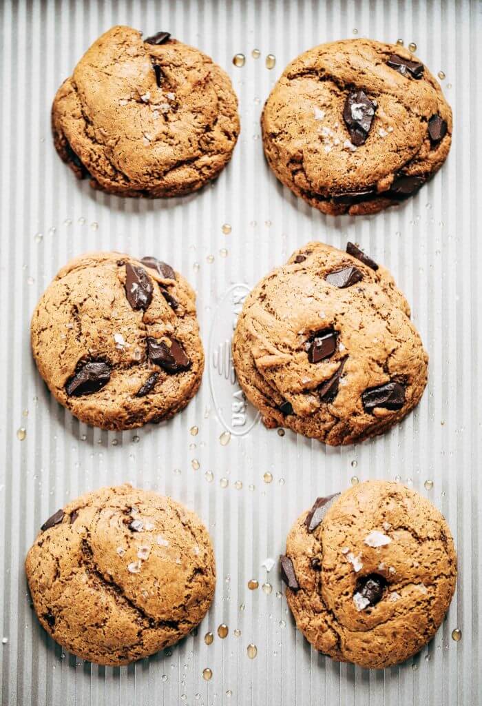 THICK & CHEWY healthy chocolate chip cookies. 4 ingredients. Ready in 5 minutes. Paleo, gluten free, dairy free. The only healthy cookie recipe you will ever need. Easy paleo cookie recipes. Healthy paleo cookies. Easy gluten free cookie recipes. Best paleo cookie recipes. Best easy gluten free cookies. Sugar free cookie recipes. Easy vegan chocolate chip cookies. Healthy chocolate chip cookies. Coconut sugar cookies.