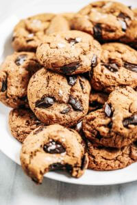 THICK & CHEWY healthy chocolate chip cookies. 4 ingredients. Ready in 5 minutes. Paleo, gluten free, dairy free. The only healthy cookie recipe you will ever need. Easy paleo cookie recipes. Healthy paleo cookies. Easy gluten free cookie recipes. Best paleo cookie recipes. Best easy gluten free cookies. Sugar free cookie recipes. Easy vegan chocolate chip cookies. Healthy chocolate chip cookies. Coconut sugar cookies.