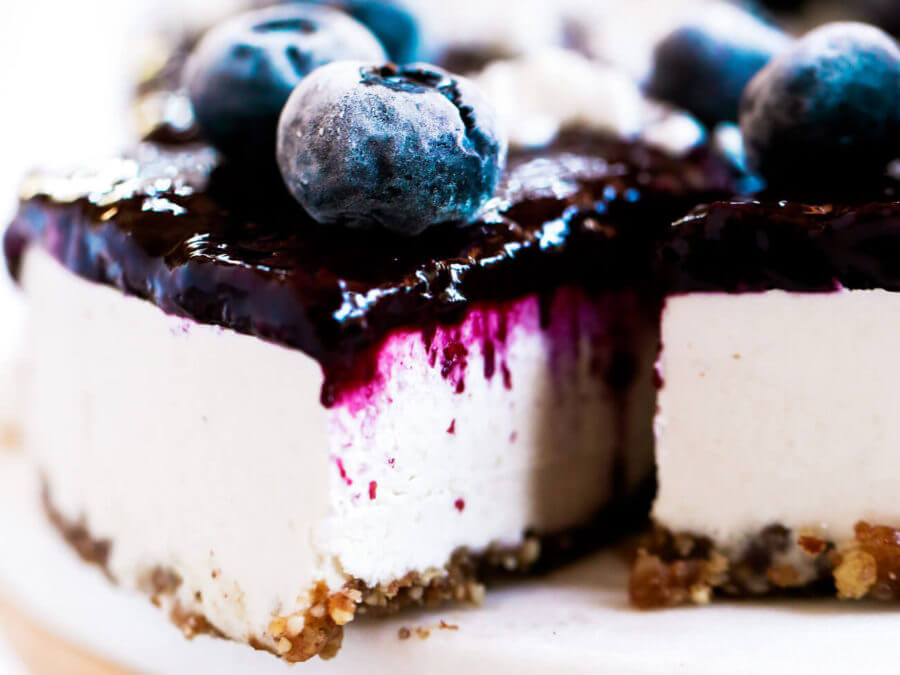 Vegan Blueberry Yogurt Cheesecake