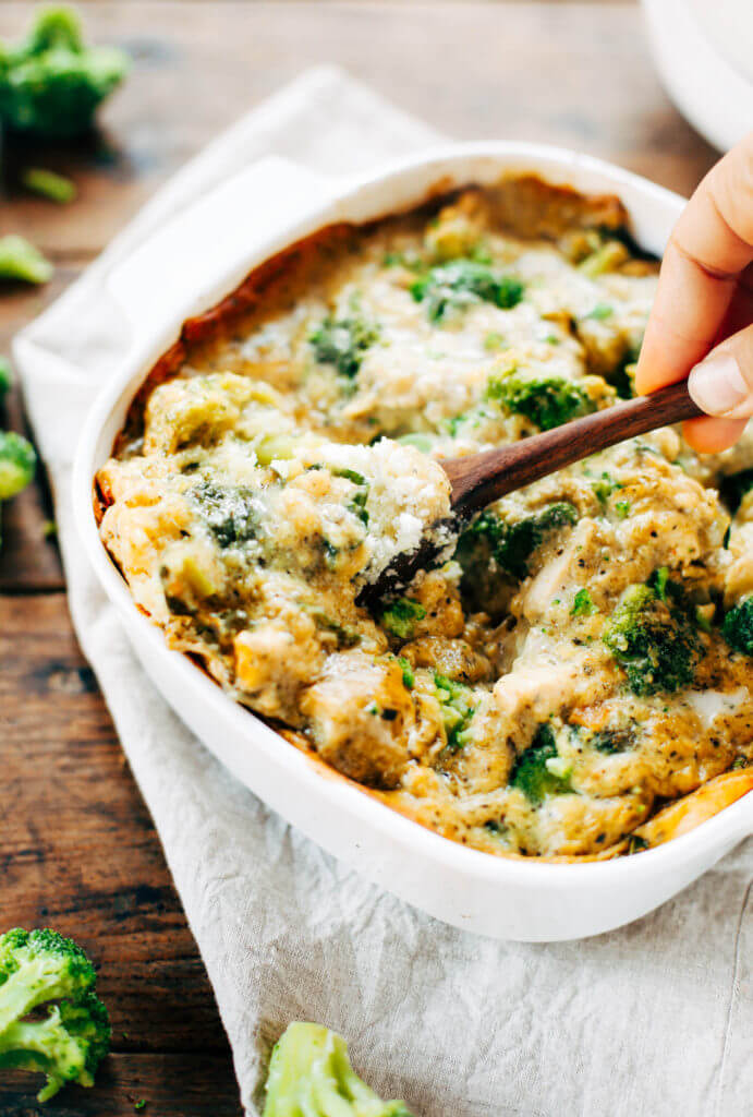 Creamy whole30 chicken, broccoli, cauliflower rice casserole. Your family is going to love this warm and comforting casserole! Kid proof and stuffed with three veggies, topped with the best herb cream sauce. Extra creamy whole30 spaghetti squash casserole. Easy whole30 dinner recipes. Whole30 recipes. Whole30 lunch. Whole30 recipes just for you. Whole30 meal planning. Whole30 meal prep. Healthy paleo meals. Healthy Whole30 recipes. Easy Whole30 recipes.