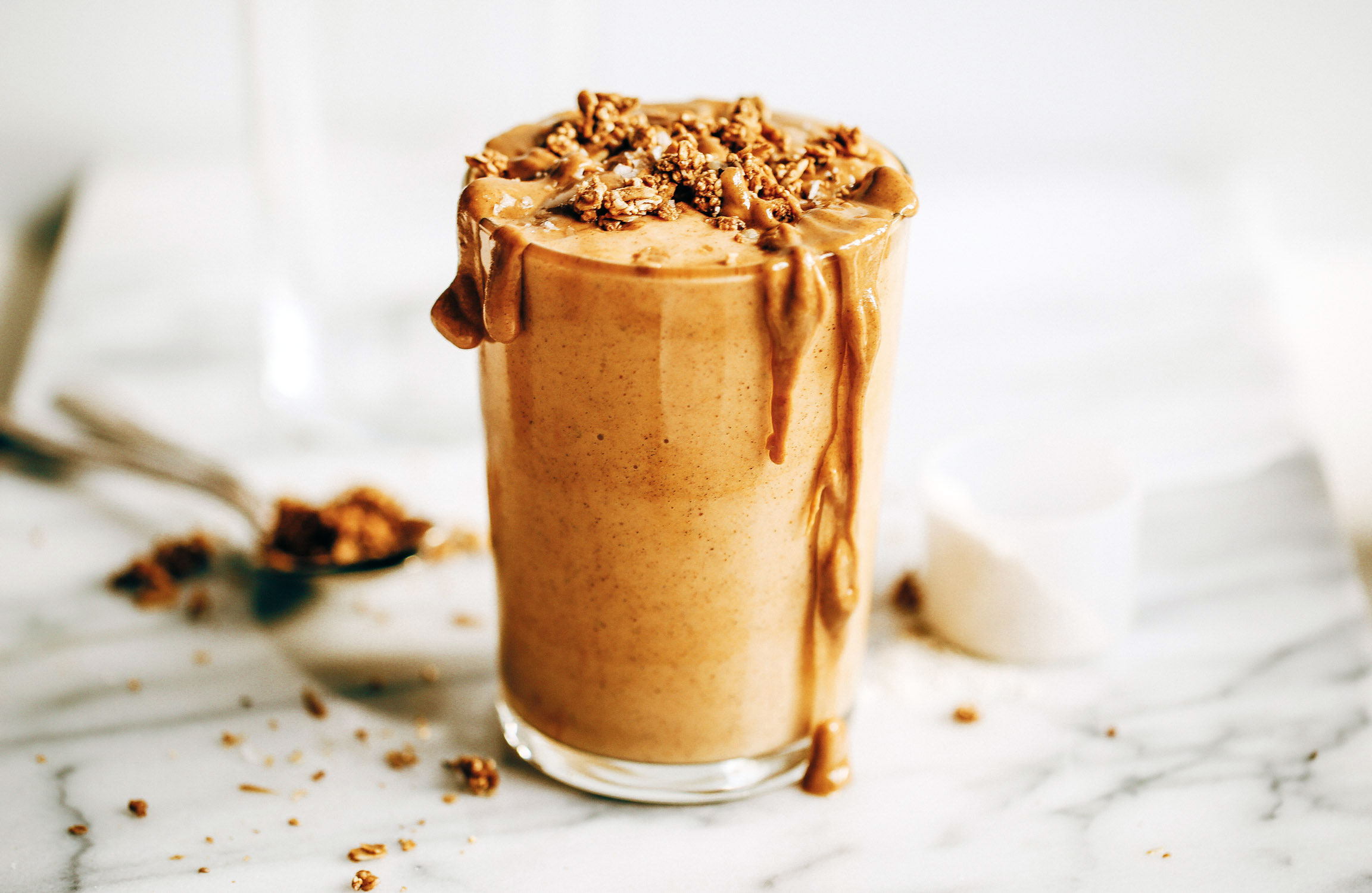 I eat this smoothie EVER. DAY. It’s the best smoothie I have ever had- tastes like pie! Made with sweet potato, cauliflower, zucchini, nut butter, and collagen. You won’t believe how good it taste- also it’s THICK and creamy like ice-cream. Yum yum yum. Sometimes I make this for lunch and dinner too… So, you should make it.
