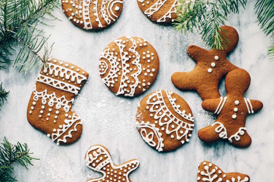 Easy Paleo Gingerbread Cookie Recipe