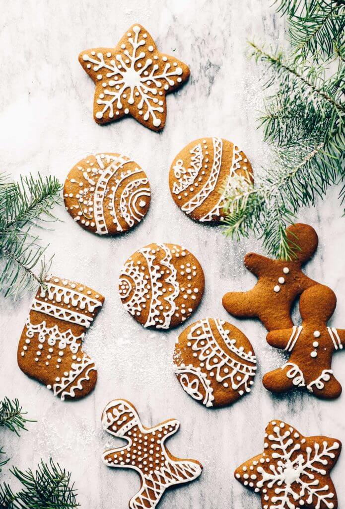 This grain free, refined sugar free gingerbread cookie recipe not only makes delicious cookies- it’s perfect for making gingerbread houses! (Paleo, gluten free, dairy free). Easy gluten free gingerbread cookies. Soft Gingerbread cookies. Almond flour gingerbread cookies. Paleo vegan gingerbread cookies. Best gluten free gingerbread cookies. Low carb gluten free gingerbread cookies.