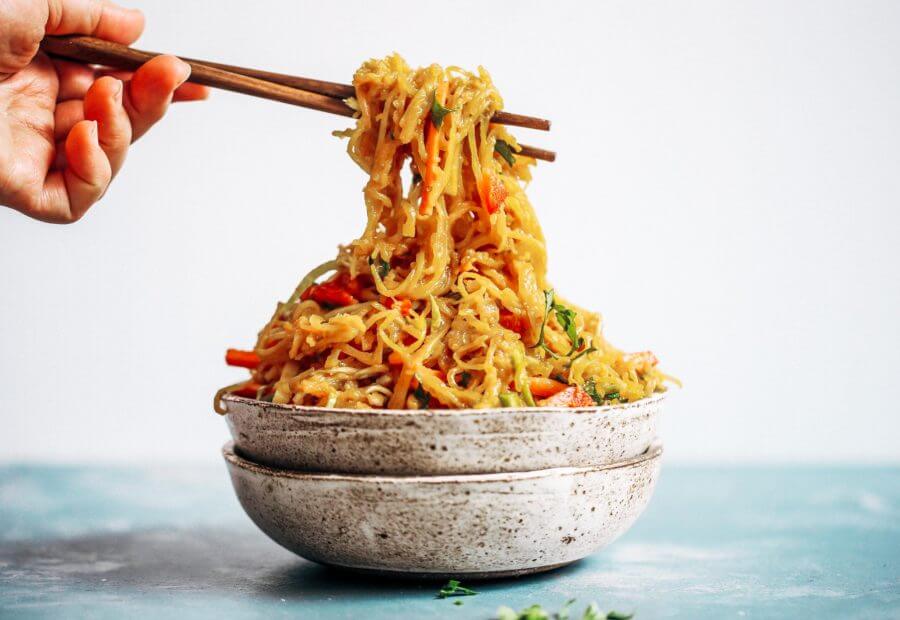 Best Asian Garlic Paleo Whole30 Noodles