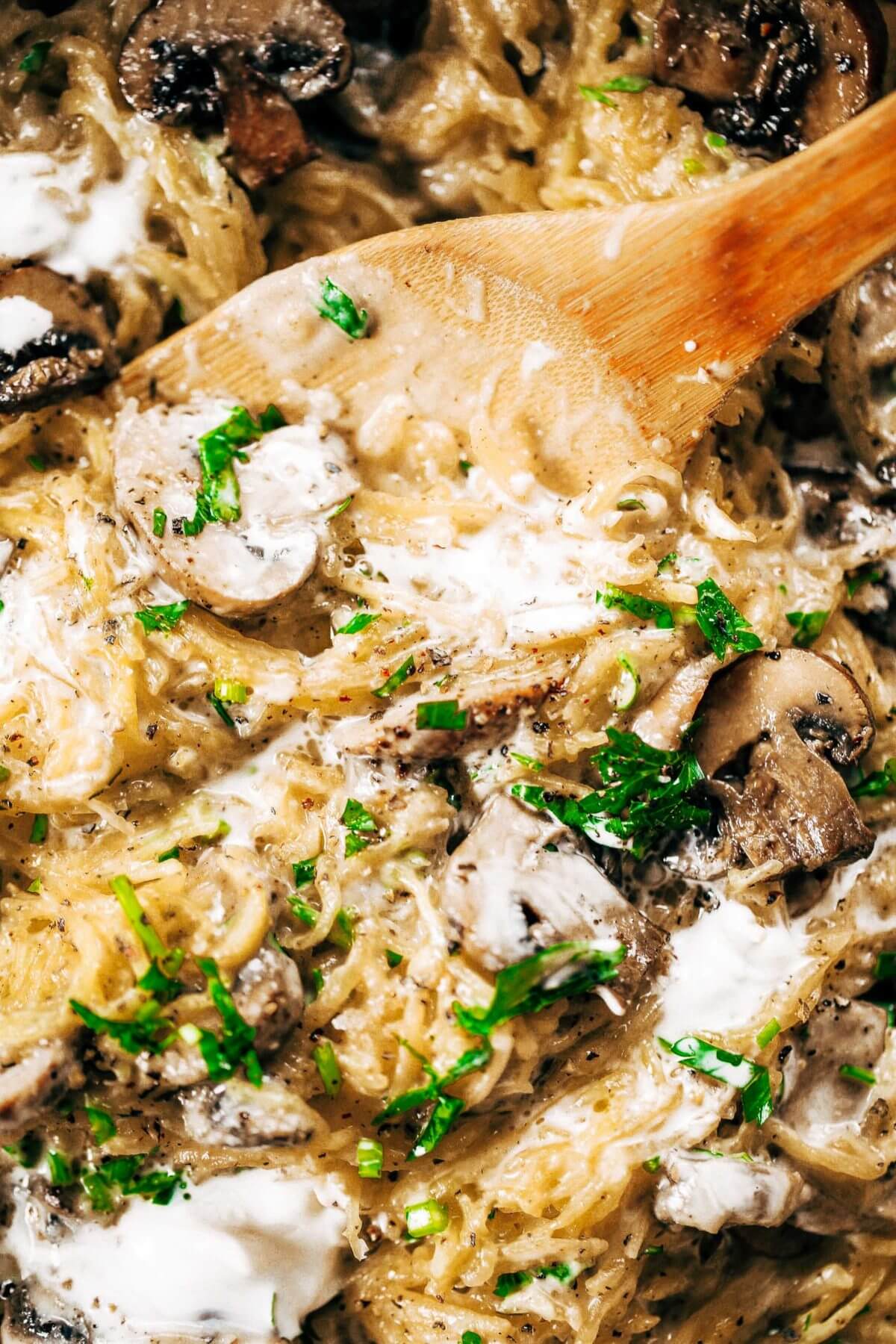 Creamy Garlic Spaghetti Squash With Cauliflower Sauce Paleo Gluten Free