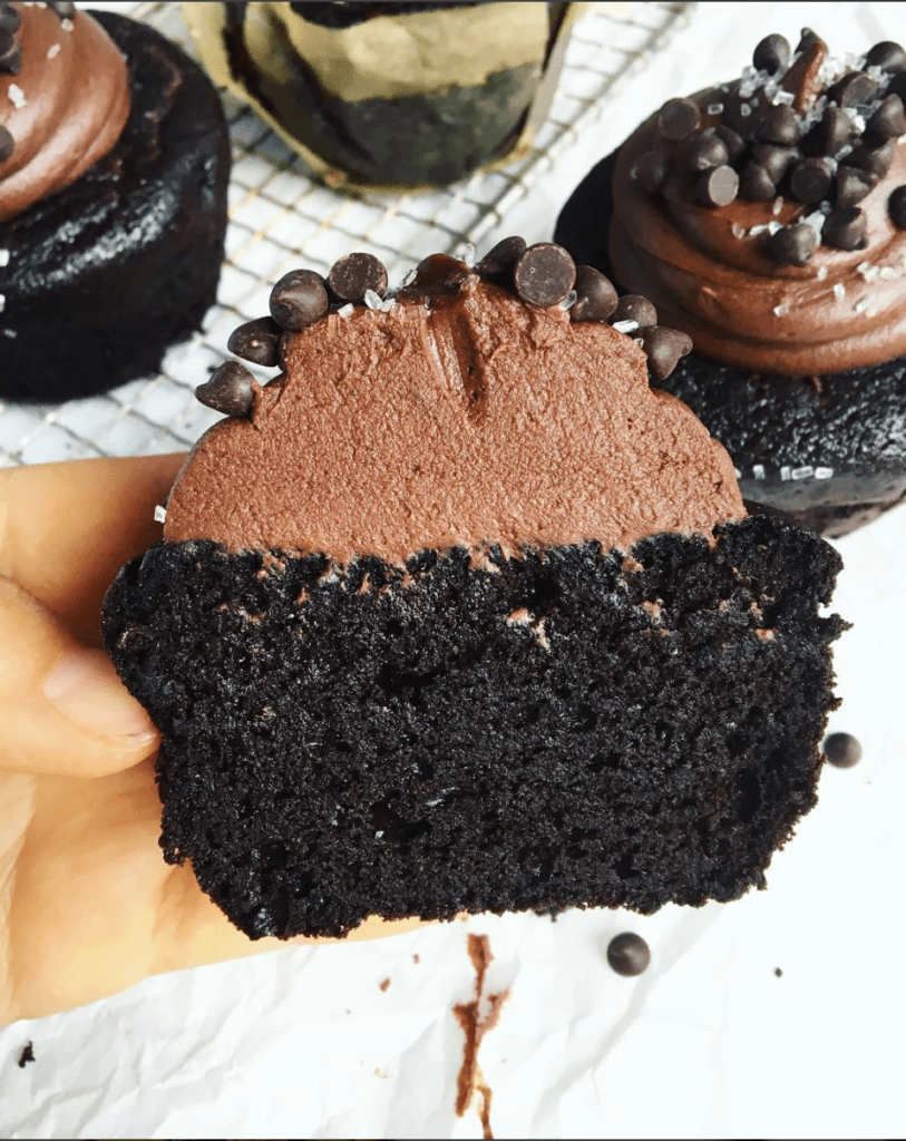 These paleo cupcakes will change your life! Moist, fluffy, and made in a blender. Topped with my favorite easy paleo chocolate frosting.#chocolate #paleo #paleodessert #healthydessert #cake #frosting Easy Paleo cupcakes. Paleo chocolate cupcakes recipes. Almond flour paleo cupcakes. Best paleo cupcakes. Easy moist chocolate cupcakes. Chocolate cupcakes from scratch.