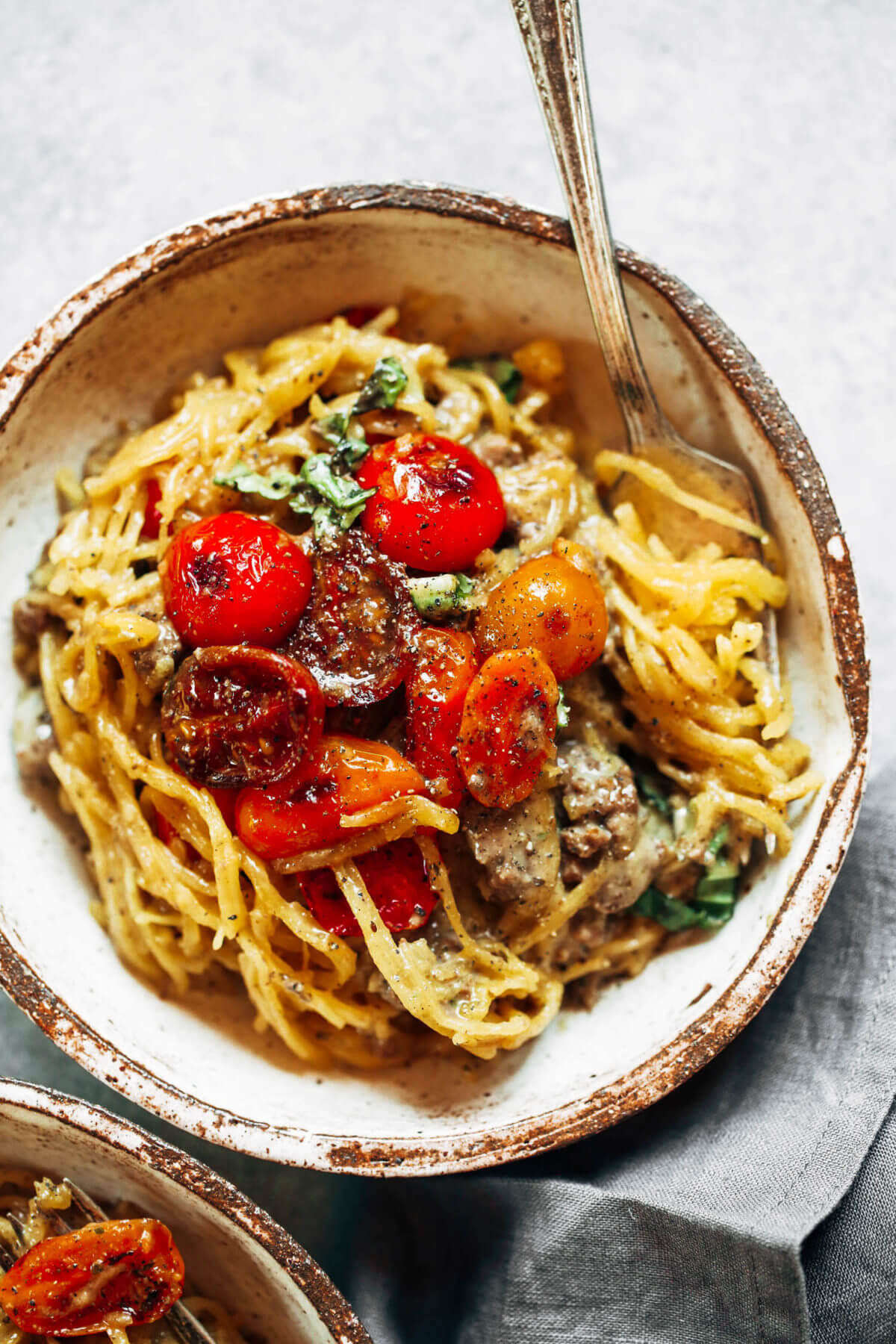 Whole30 Spaghetti Noodles With Beef And Tomatoes - Paleo Gluten Free