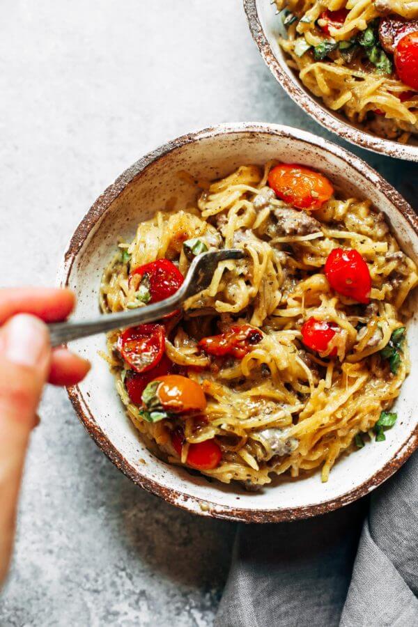 Whole30 Spaghetti Noodles With Beef And Tomatoes - Paleo Gluten Free