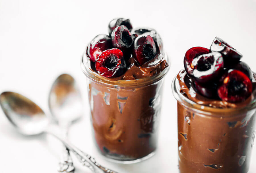 Best 5 Minute Chocolate Avocado Pudding