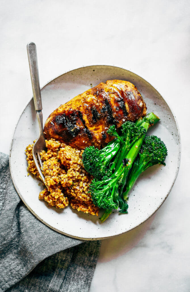 Easy thai chicken cauliflower rice. A delicious healthy, whole30, and paleo family meal. You can even make this dish ahead of time, freeze it, and eat later! Easy whole30 meal prep. Paleo lunch. Paleo chicken dinner. Whole30 dinner and lunch.