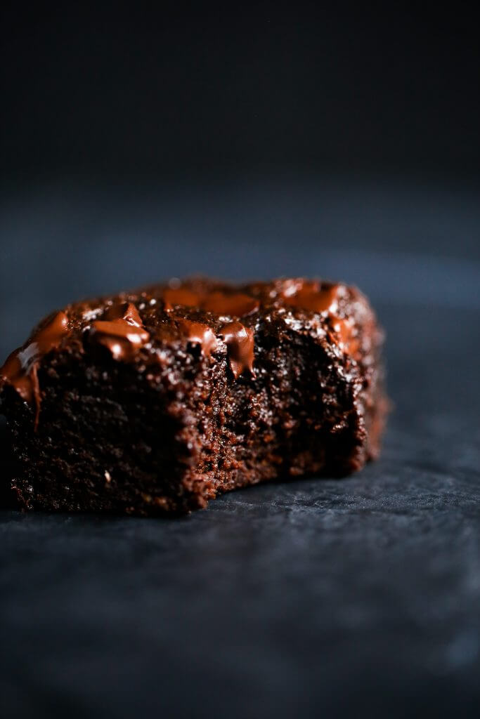 Easy homemade brownies with a fudgey middle and crispy delicious corners. These gluten free brownies are family favorites- filled with rich chocolate flavor and made with healthy ingredients! Best flourless brownies made with sweet potato instead of flour! #baking #brownies #dessert #glutenfree