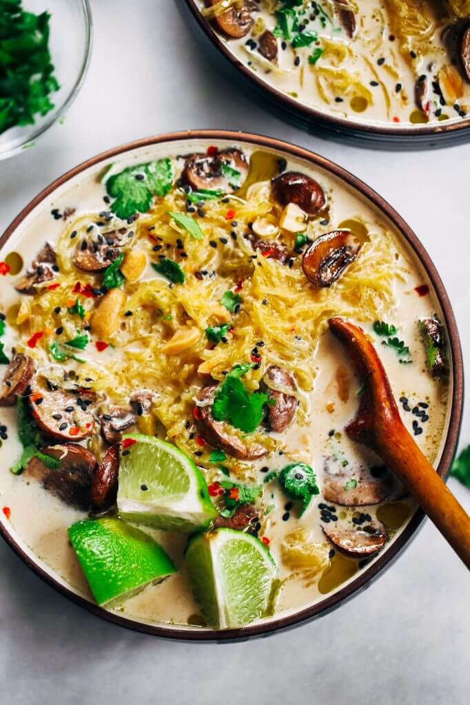 Whole30 and vegan spicy peanut ramen! Fast and easy spaghetti squash noodles with spicy peanut lime broth. A healthy vegetarian ramen recipe for the whole family. Spaghetti squash paleo ramen recipe. #paleo #recipe #cooking #whole30 #vegan