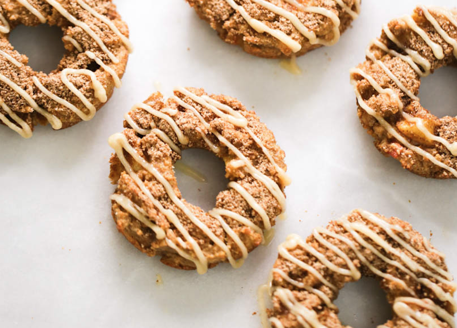 Paleo Apple Streusel Donuts